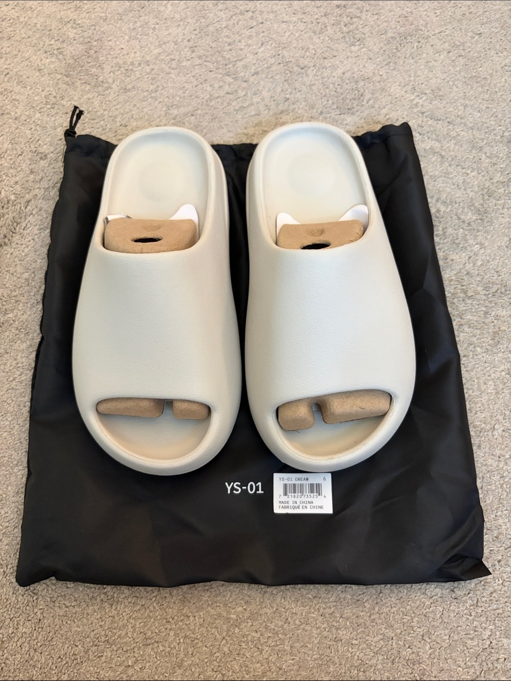 YEEZY Slides (YS-01)